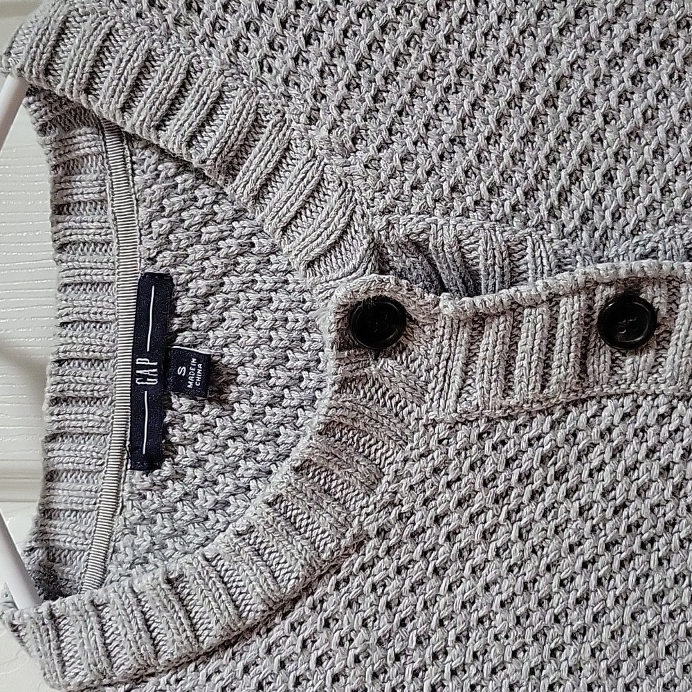 GAP PRETTY GREY KNIT SWEATER - Picture 4 of 4